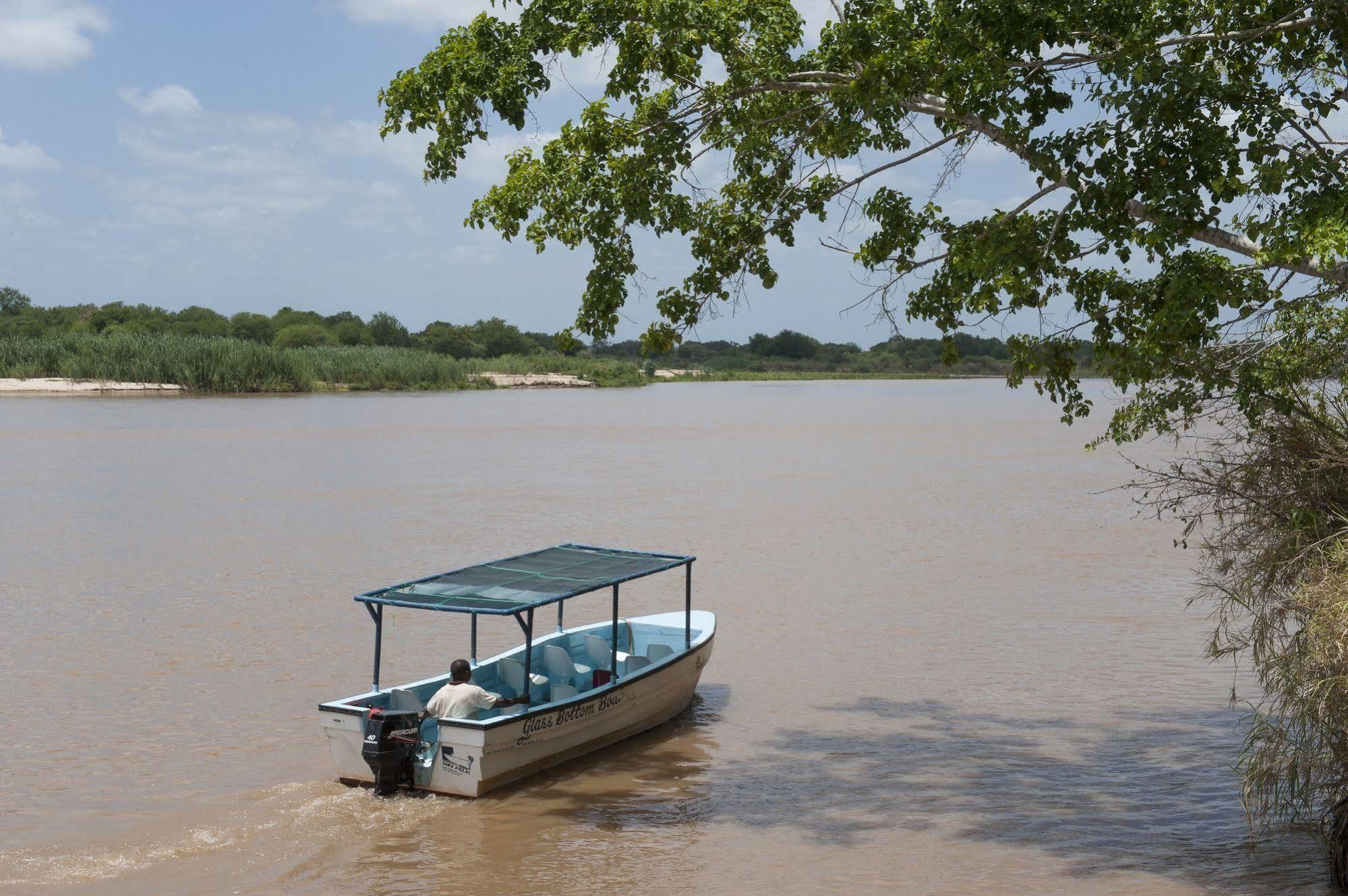 Selous Kinga Lodge Kwangwazi Bagian luar foto